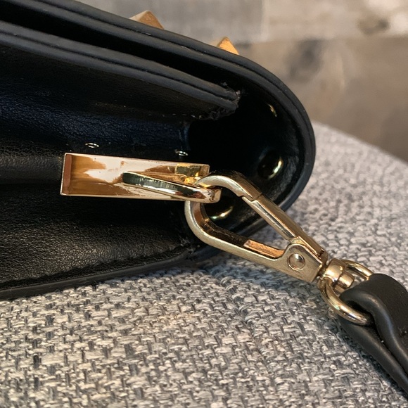 Black Crossbody with spikes and turn lock closure - Picture 10 of 16